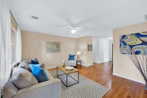 682 Bianco Ct, Davis, CA 95616 photo 9