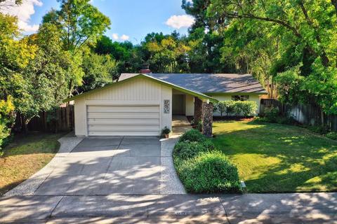 682 Bianco Ct, Davis, CA 95616 photo 2