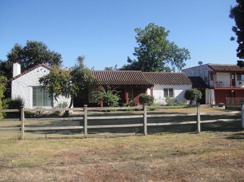 10108 E Waterloo Rd, Stockton, CA 95215 photo 1