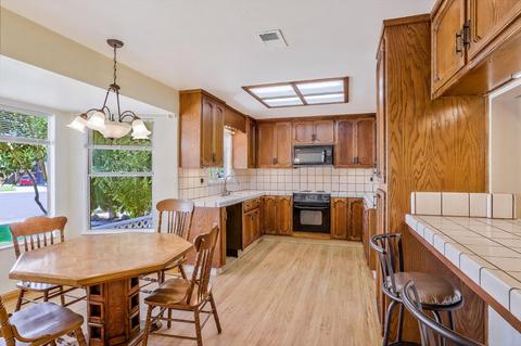 430 Sharon Ct, Manteca, CA 95336 photo 9