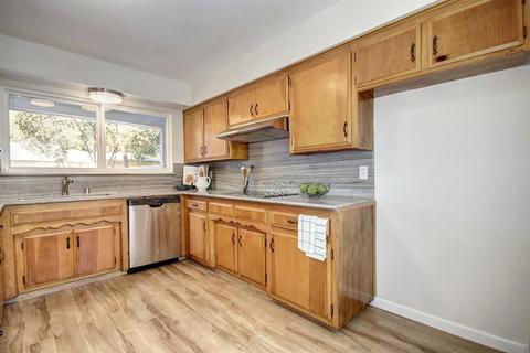 1313 Redwood Ln, Davis, CA 95616 photo 14