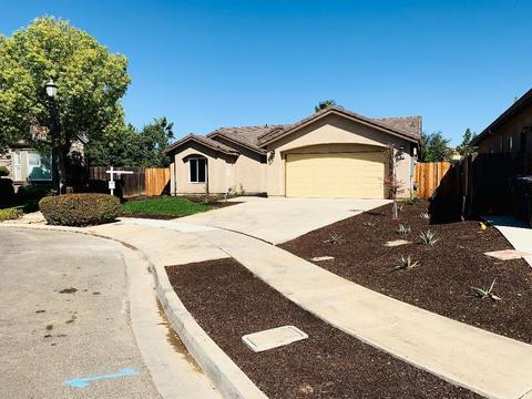 1031 Winter Ln, Patterson, CA 95363 photo 2