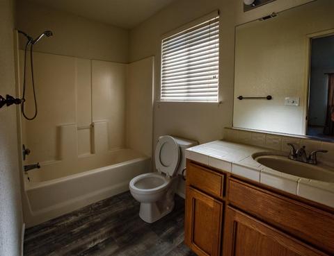 79 S Benicia Ct, Planada, CA 95365 photo 17