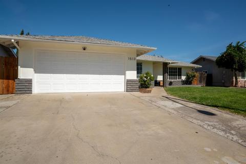 1513 Clevenger Dr, Modesto, CA 95356 photo 2