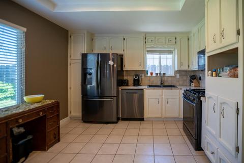 1513 Clevenger Dr, Modesto, CA 95356 photo 6