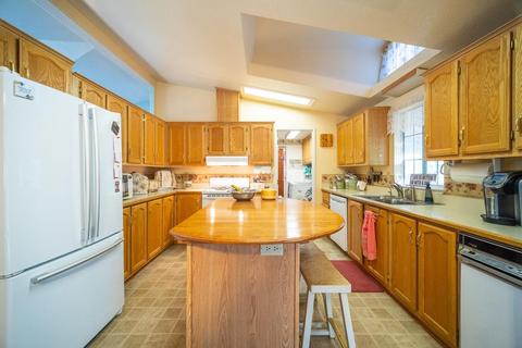8398 S Wolfe Rd, French Camp, CA 95231 photo 11