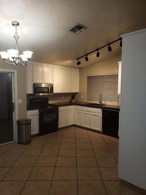 1121 Valencia Ct, Modesto, CA 95350 photo 6