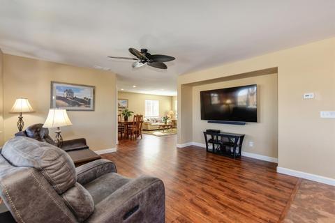 10886 Woodring Dr, Mather, CA 95655 photo 14