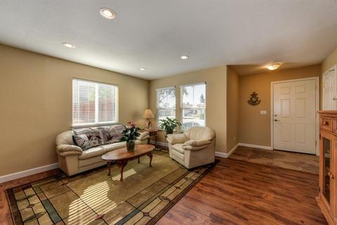 10886 Woodring Dr, Mather, CA 95655 photo 5