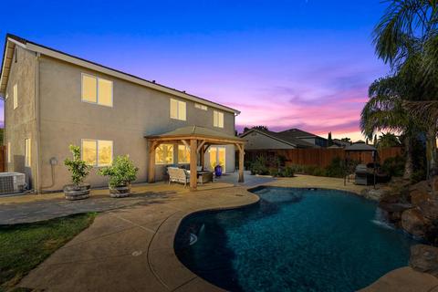 10886 Woodring Dr, Mather, CA 95655 photo 3