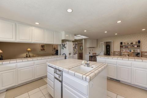 4819 Marlborough Way, Carmichael, CA 95608 photo 4