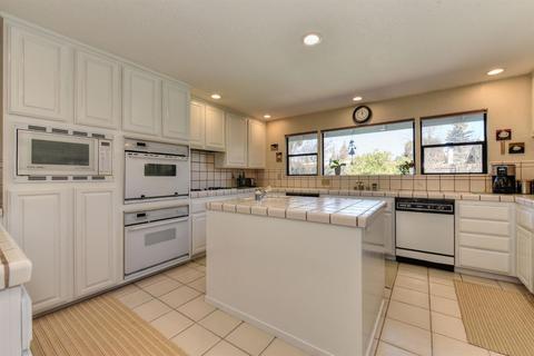 4819 Marlborough Way, Carmichael, CA 95608 photo 15