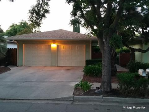 1405 Ensenada Dr, Modesto, CA 95355 photo 1
