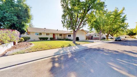2912 Windsor Ln, Modesto, CA 95350 photo 3