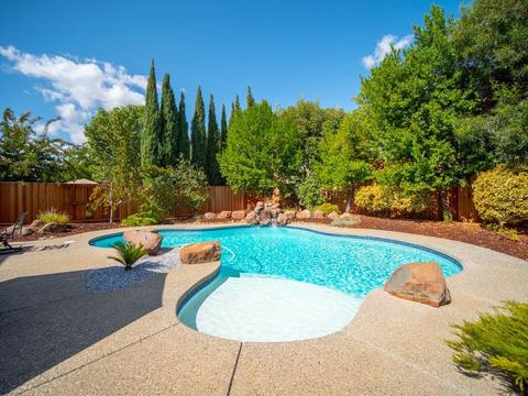5721 Hoag Pl, Davis, CA 95618 photo 5