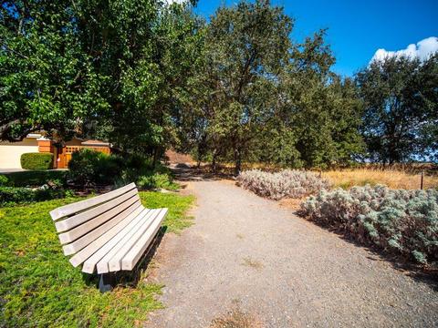 5721 Hoag Pl, Davis, CA 95618 photo 6