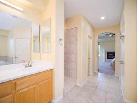 5721 Hoag Pl, Davis, CA 95618 photo 24