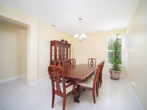 5721 Hoag Pl, Davis, CA 95618 photo 12