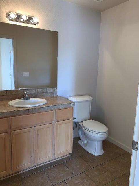 3229 9th St, Ceres, CA 95307 photo 5