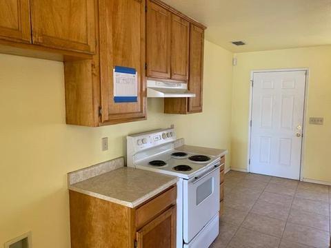 837 High St, Turlock, CA 95380 photo 4