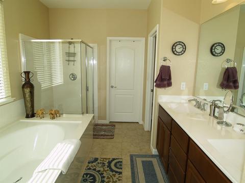 2004 Thomas Taylor Dr, Hughson, CA 95326 photo 31