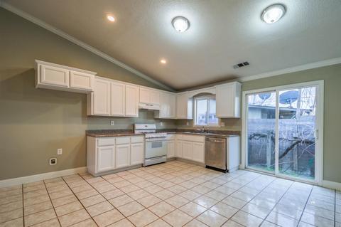 1757 Olympia St, Modesto, CA 95358 photo 11
