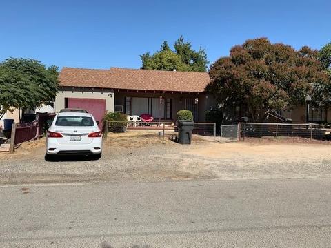 414 Spruce St, Modesto, CA 95351 photo 2