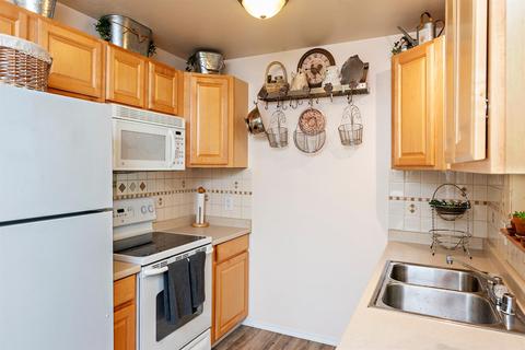 6949 Walnut Ave, Orangevale, CA 95662 photo 2