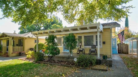 830 8th Ave, Sacramento, CA 95818 photo 2
