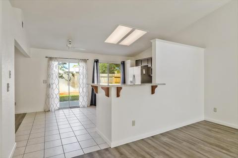 709 Chadburn Ct, Modesto, CA 95357 photo 9