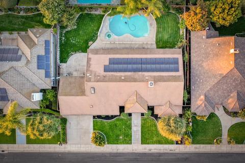 909 Bogarin Ln, Ripon, CA 95366 photo 2