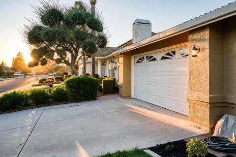 909 Bogarin Ln, Ripon, CA 95366 photo 7