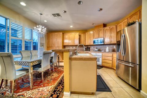 1041 Saffron Dr, Tracy, CA 95377 photo 5