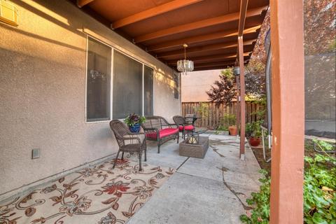 1041 Saffron Dr, Tracy, CA 95377 photo 8