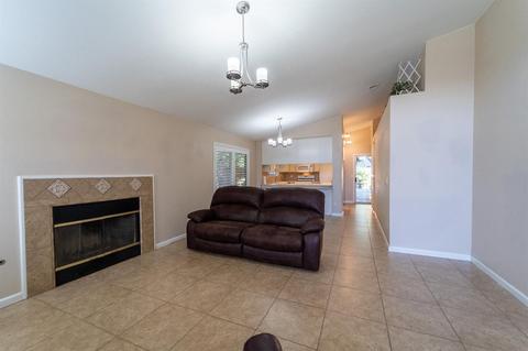 2501 Beatrice Ln, Modesto, CA 95355 photo 4