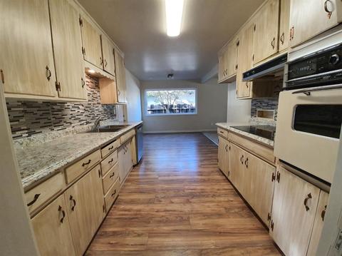 1610 Augusta Ct, Modesto, CA 95350 photo 11