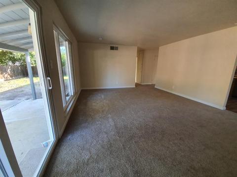 1610 Augusta Ct, Modesto, CA 95350 photo 21
