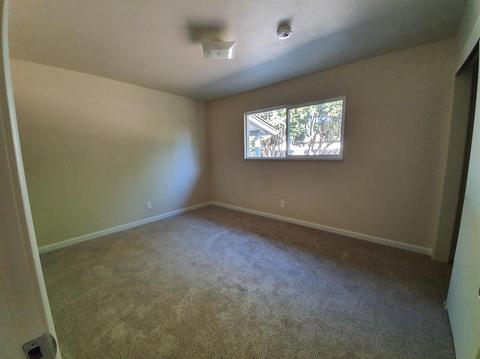 1610 Augusta Ct, Modesto, CA 95350 photo 25