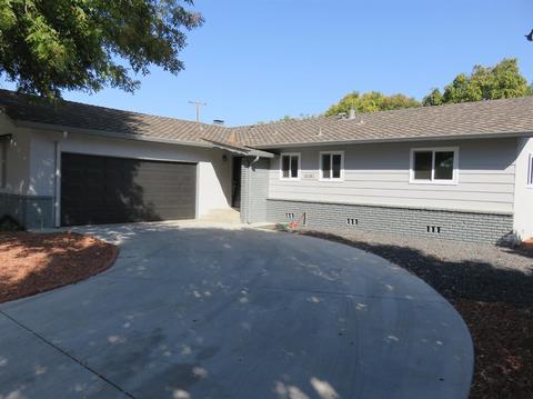 1610 Augusta Ct, Modesto, CA 95350 photo 2
