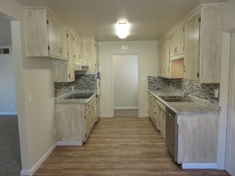 1610 Augusta Ct, Modesto, CA 95350 photo 12