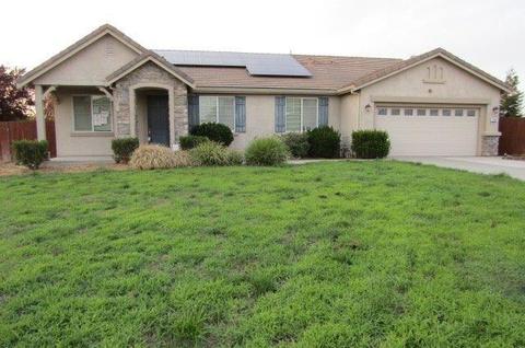 1099 Maugham Ct, Galt, CA 95632 photo 2