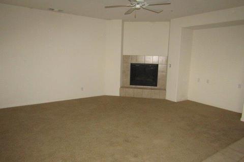 1099 Maugham Ct, Galt, CA 95632 photo 6