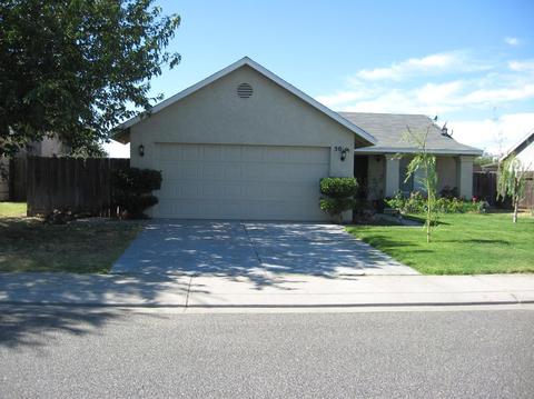 5009 Bogart St, Ceres, CA 95307 photo 2