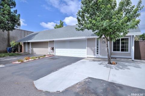 4139 Shera Ln, Carmichael, CA 95608 photo 2
