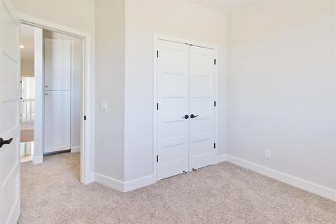 14 E Mount Diablo Ave, Tracy, CA 95376 photo 13