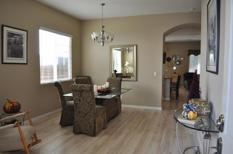 976 Alfonso Ln, Manteca, CA 95336 photo 4