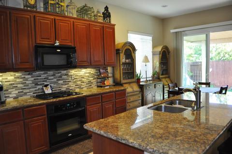 976 Alfonso Ln, Manteca, CA 95336 photo 12
