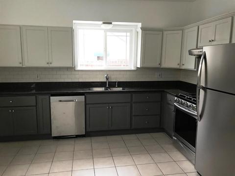 305 E Vine St, Lodi, CA 95240 photo 5