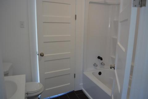 305 E Vine St, Lodi, CA 95240 photo 10