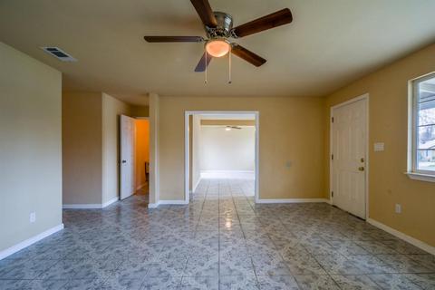 220 Vine St, Modesto, CA 95351 photo 14